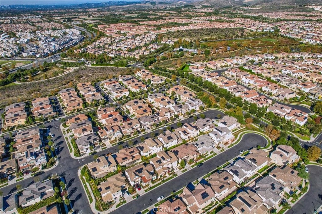 53 Chasma Irvine, CA 92618 - Photo 24 of 40