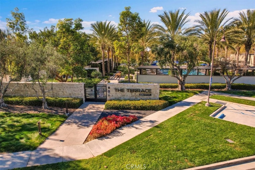 53 Chasma Irvine, CA 92618 - Photo 35 of 40