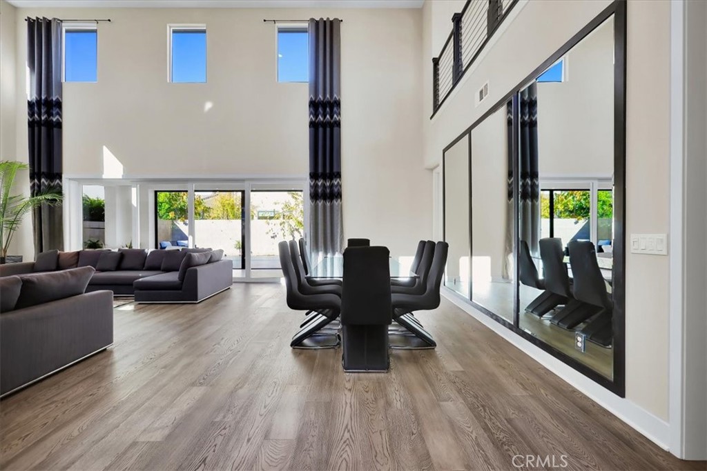 53 Chasma Irvine, CA 92618 - Photo 5 of 40