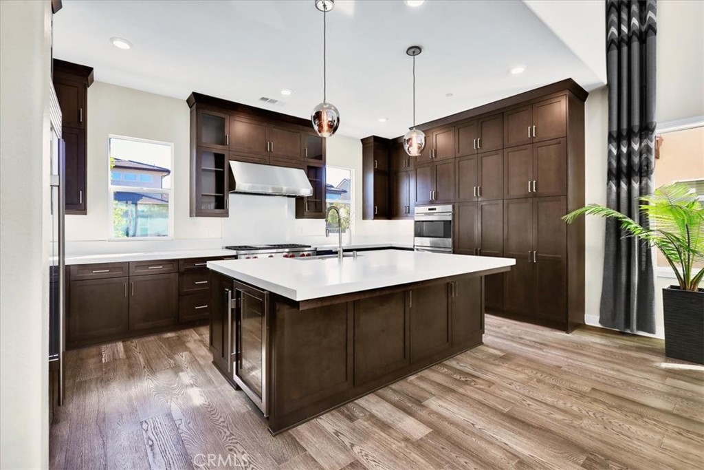 53 Chasma Irvine, CA 92618 - Photo 7 of 40