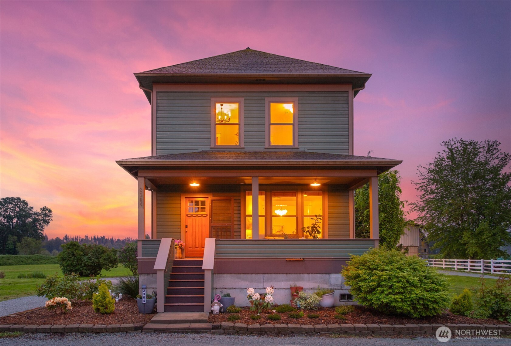 2304 Norman Road Stanwood, WA 98292 - Photo 37 of 39 a front view of a house
