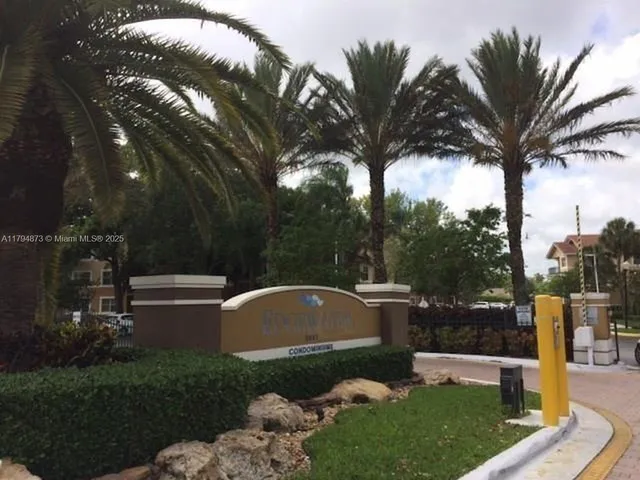 $2,000 | 9001 Wiles Road, Unit 1033, Coral Springs, FL 33067