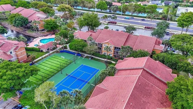 $2,000 | 9001 Wiles Road, Unit 1033, Coral Springs, FL 33067