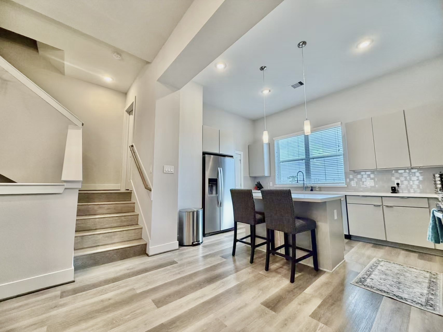 1254 North Post Oak Road, Unit B Houston, TX 77055 - Photo 7 of 25