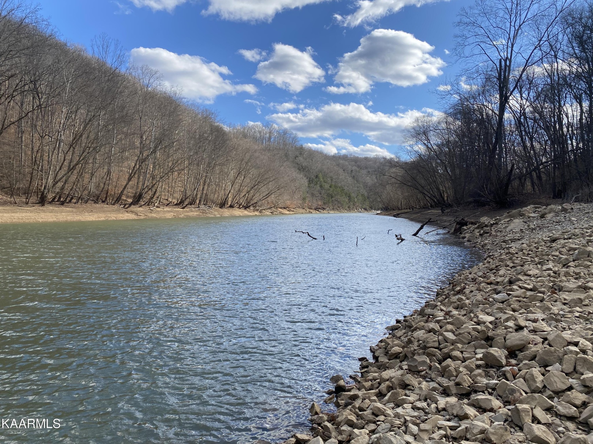 755 Compton Bottom Drive Jamestown, TN 38556 - Photo 23 of 24 a view of mountain view with beach
