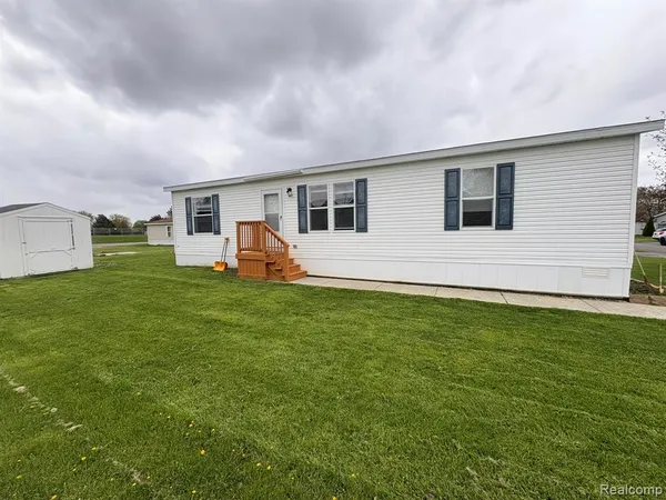 $52,000 | 3621 Hawthorne Street, Clarkston, MI 48348