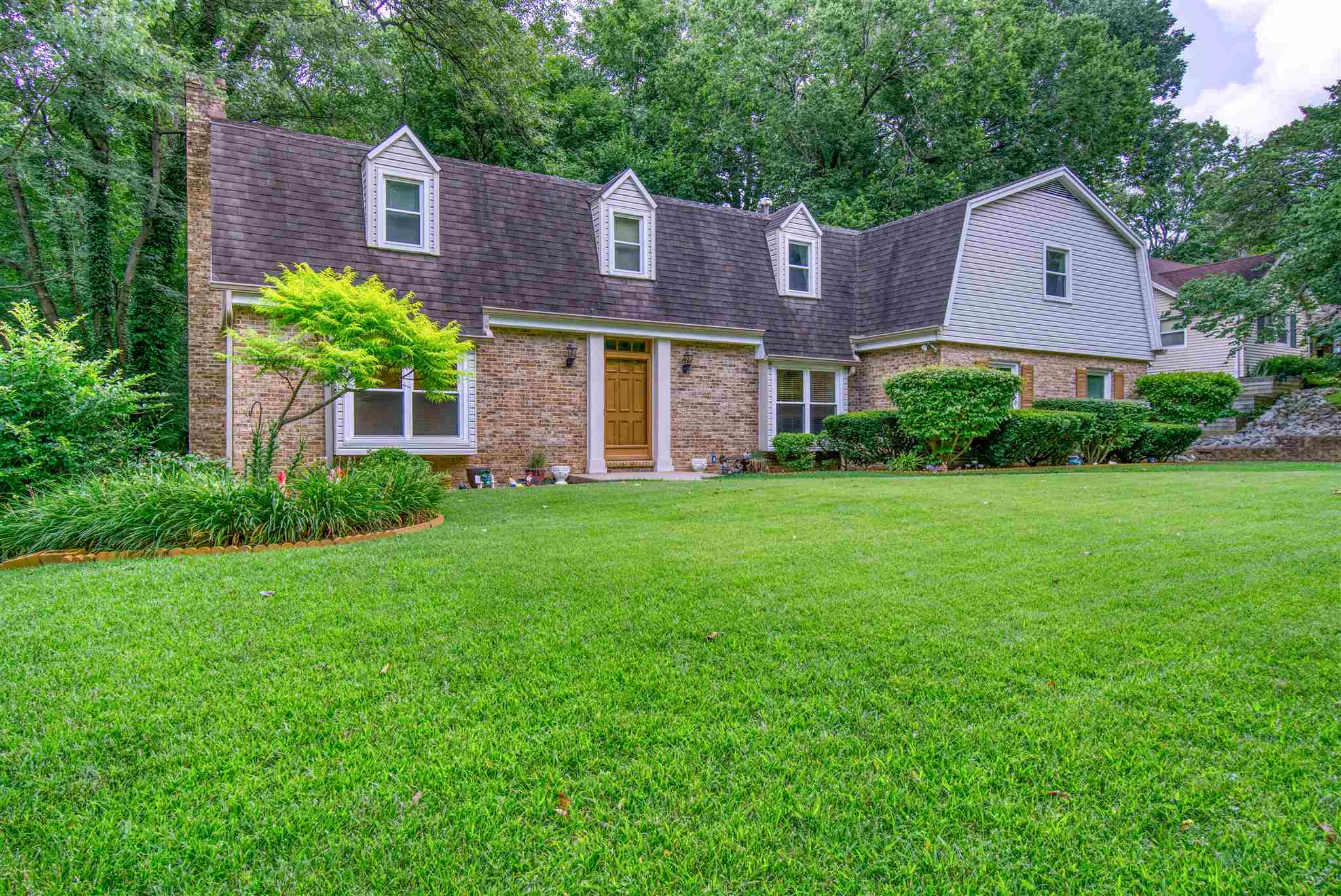 320 Kings Valley Road Evansville, IN 47711 - Photo 1 of 36 Gallery Image 1