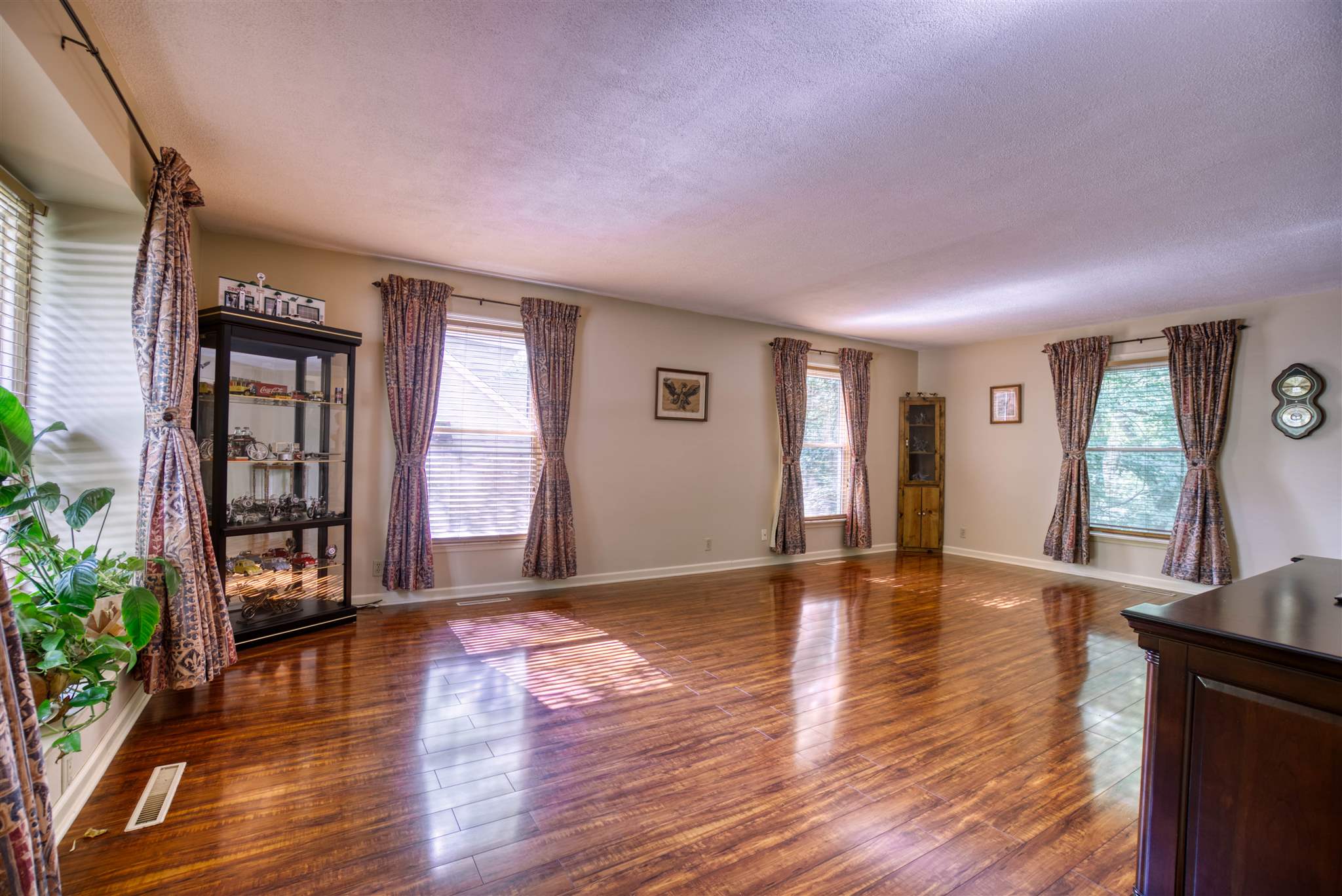 320 Kings Valley Road Evansville, IN 47711 - Photo 3 of 36 Gallery Image 3
