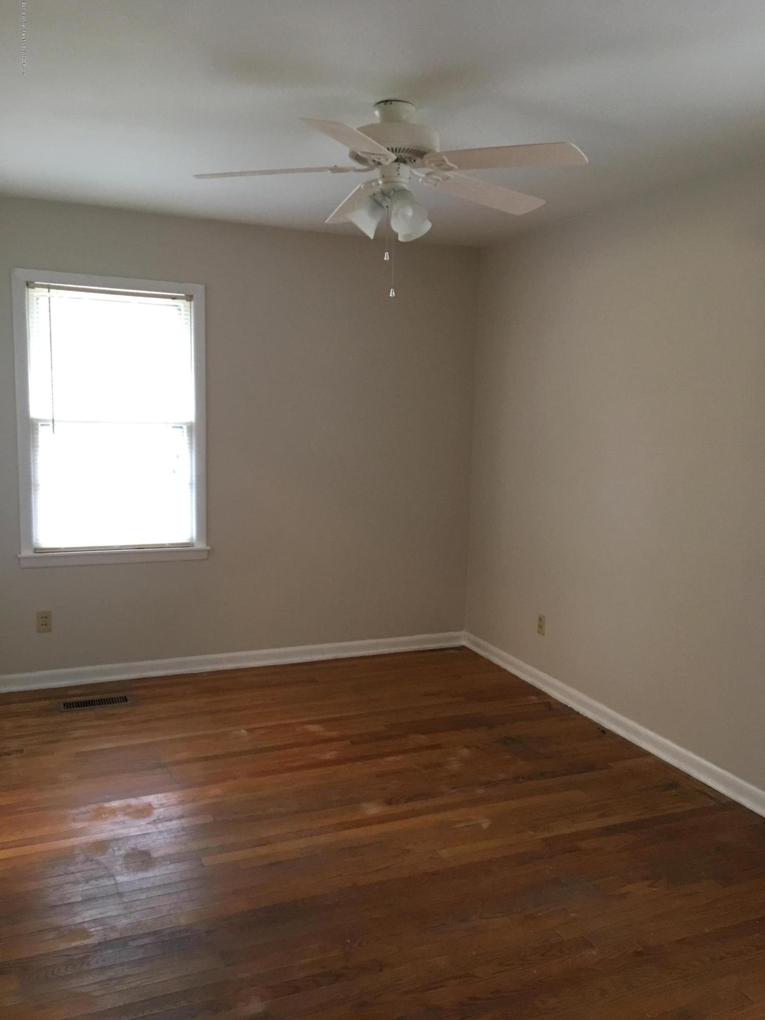 270 Ridgewood Drive Jasper, AL 35501 - Photo 15 of 19 Gallery Image 15
