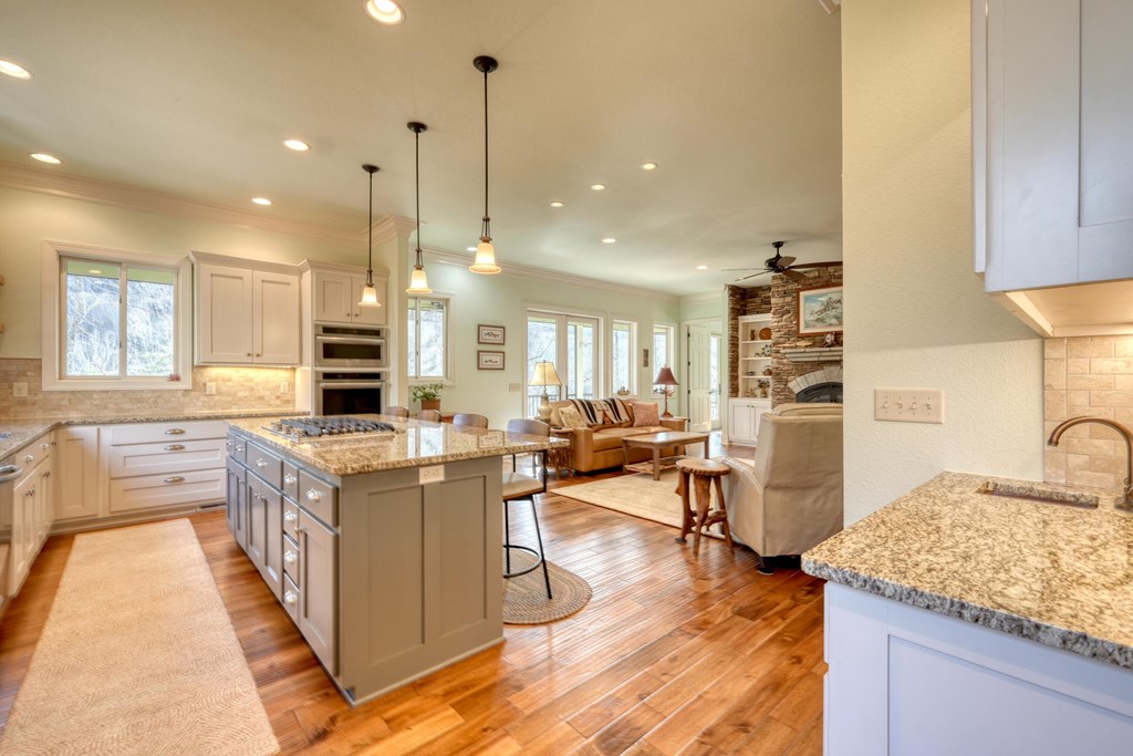 605 Owl Creek Road Hiawassee, GA 30546 - Photo 14 of 39