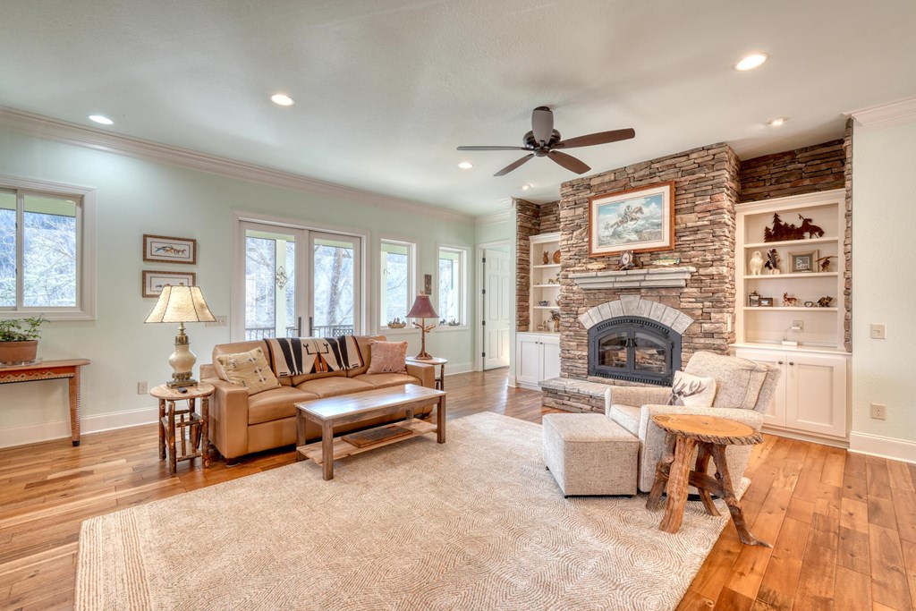 605 Owl Creek Road Hiawassee, GA 30546 - Photo 9 of 39