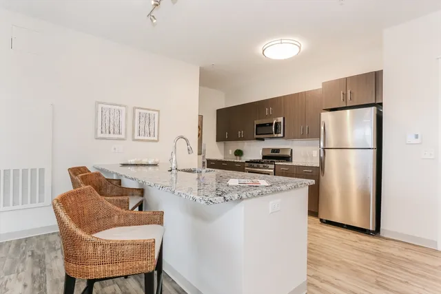 $2,650 | 35 Rosebrook Place, Unit 1114, Wareham, MA 02571