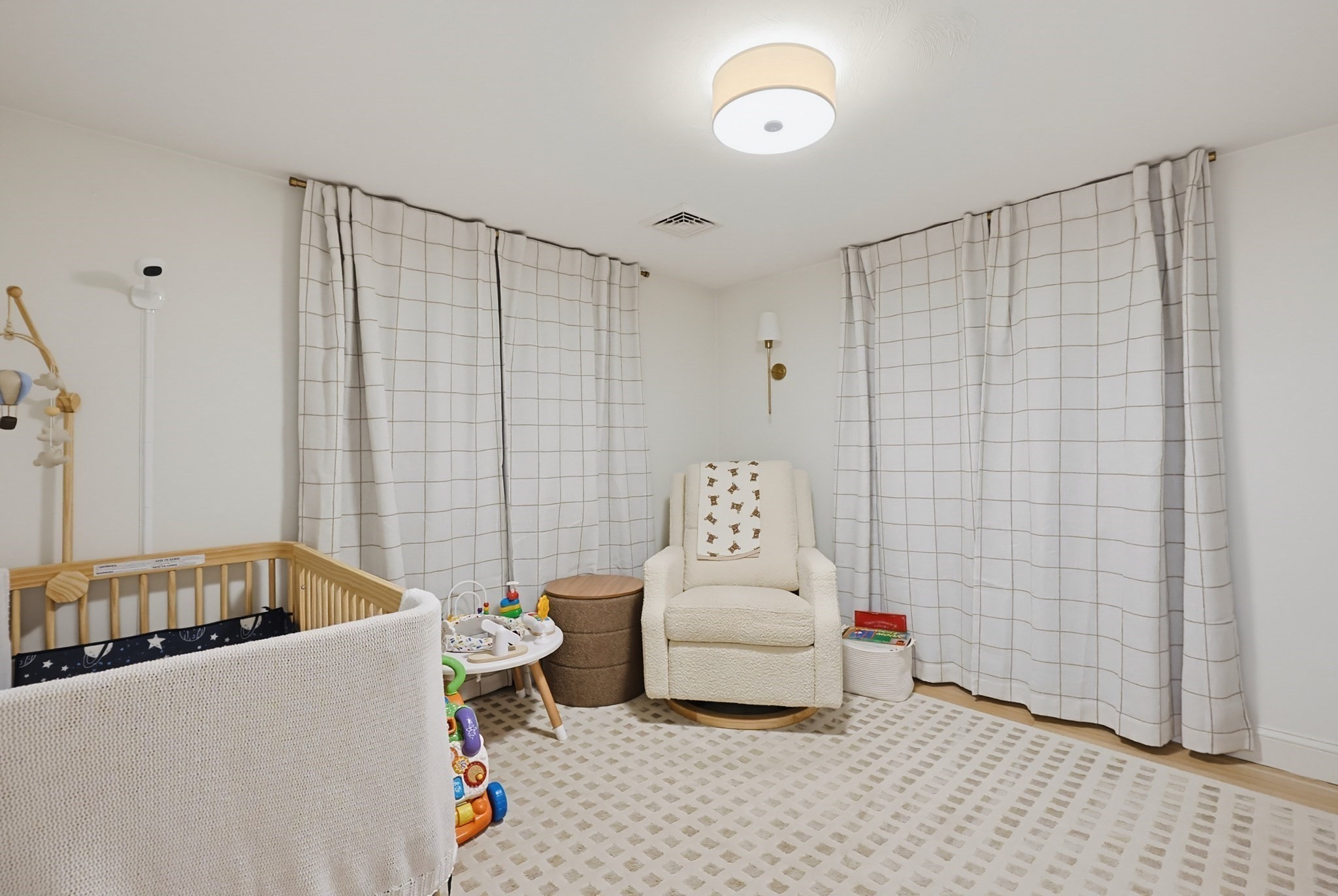7 Phoenix Road Auburn, MA 01501 - Photo 20 of 41 Gallery Image 20