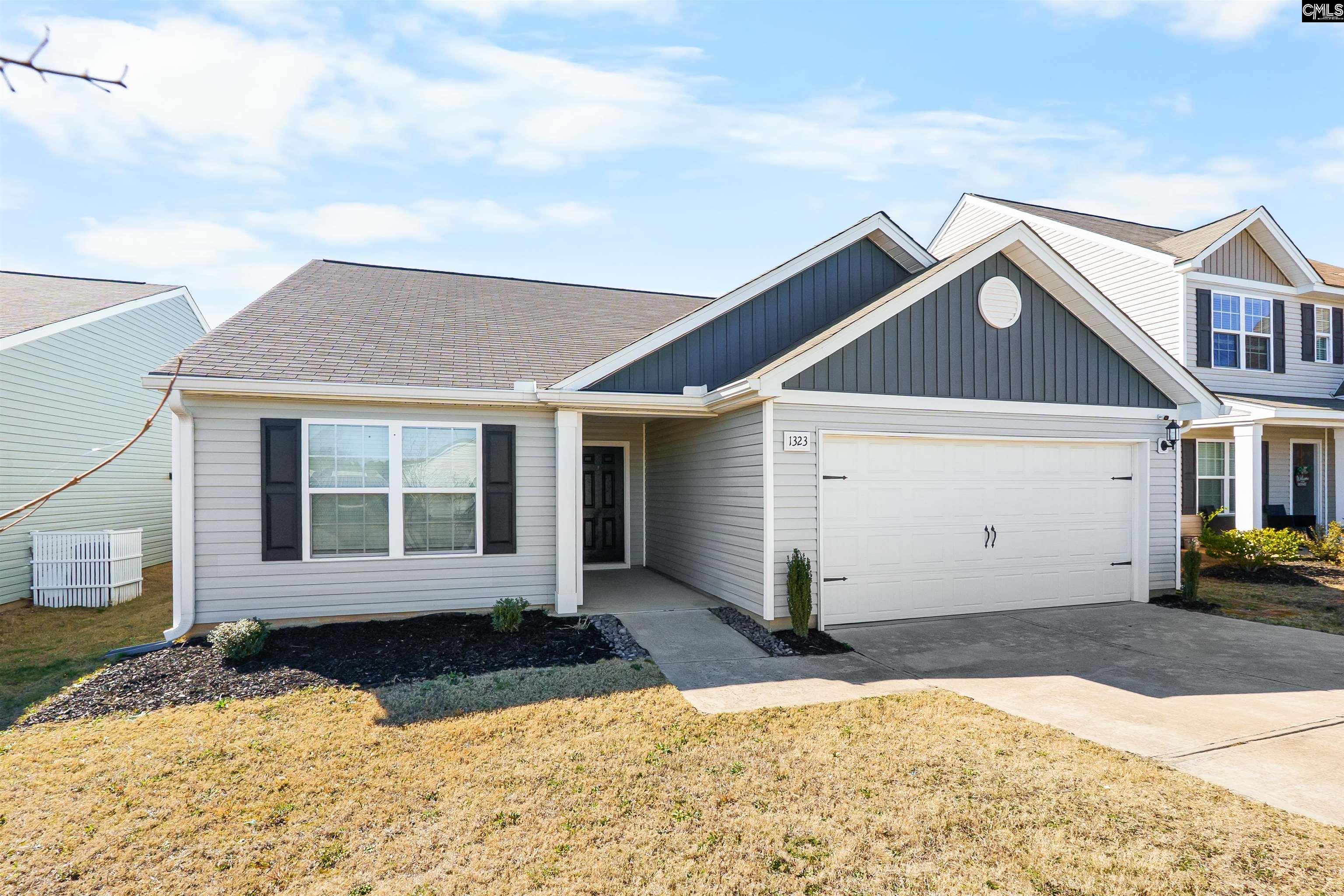 1323 Clemons Lane Gilbert, SC 29054 - Photo 3 of 25