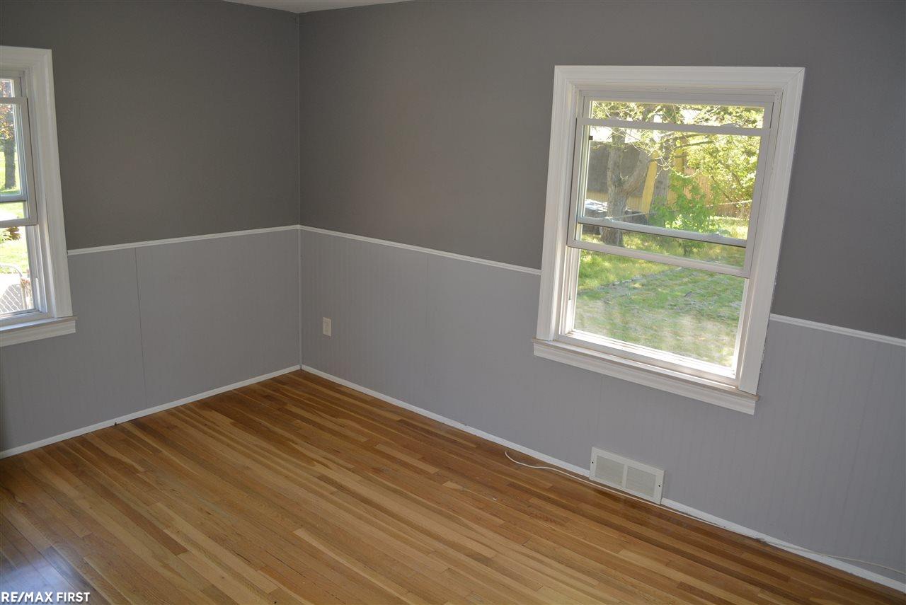 8316 21 Mile Road Utica, MI 48317 - Photo 9 of 17 31320127-8.JPG