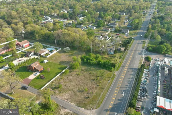 $275,000 | 325 North Bridgeton Pike, Mantua, NJ 08051