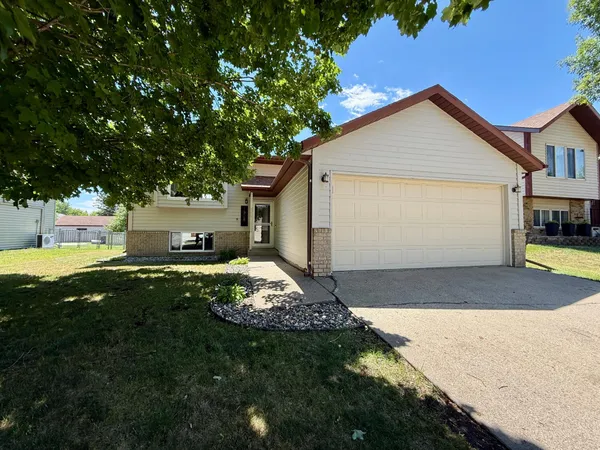 $304,900 | 1508 36th Avenue South, Fargo, ND 58104