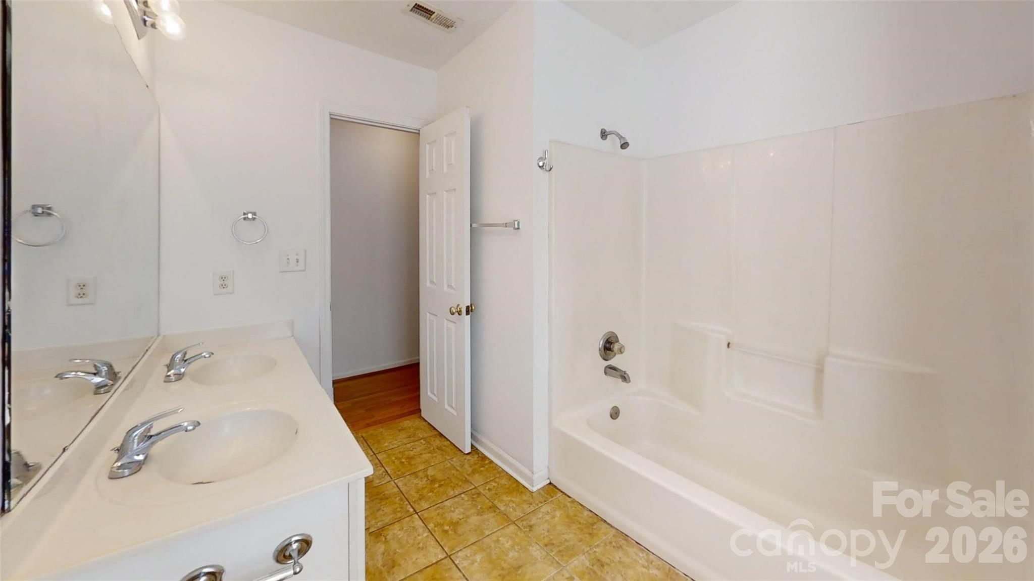 7411 Gate Key Court Stanley, NC 28164 - Photo 14 of 33