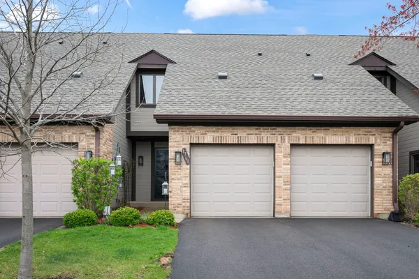 $410,000 | 1760 Pebble Beach Drive, Hoffman Estates, IL 60169