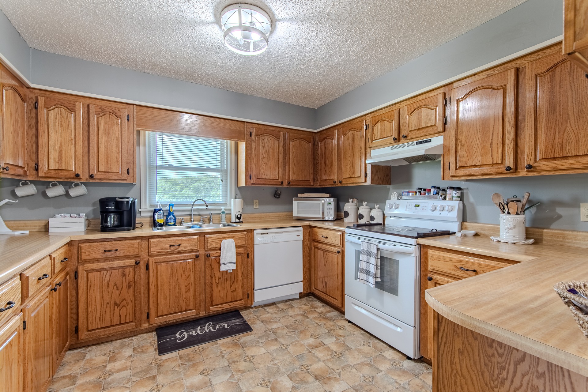 1053 Houston Smith Road Iron City, TN 38463 - Photo 23 of 86