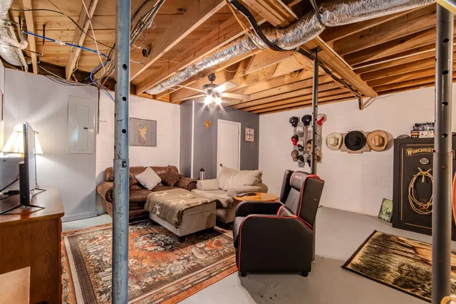 $349,900 | 1053 Houston Smith Road, Iron City, TN 38463