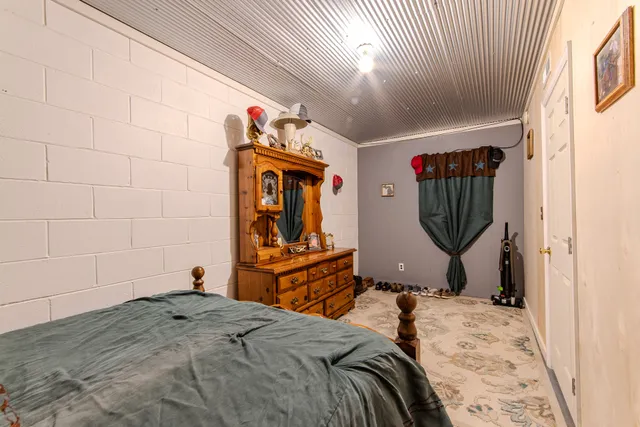 $349,900 | 1053 Houston Smith Road, Iron City, TN 38463