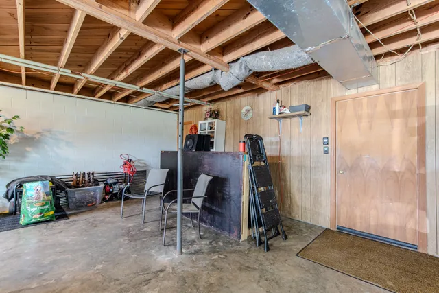 $349,900 | 1053 Houston Smith Road, Iron City, TN 38463