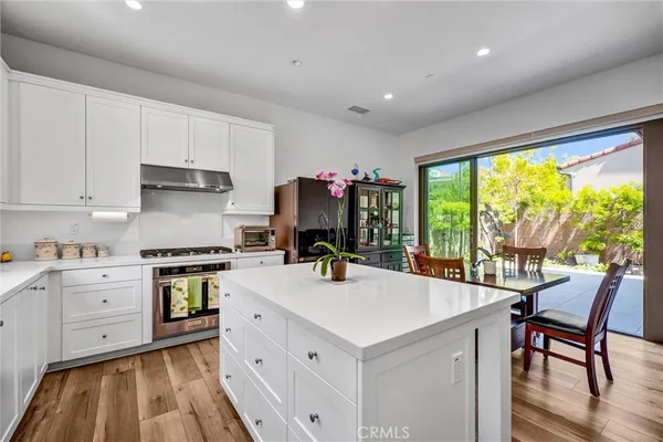 $2,450,000 | 151 Winnett, Irvine, CA 92602