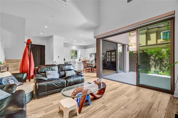 $2,450,000 | 151 Winnett, Irvine, CA 92602