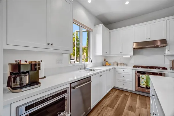 $2,450,000 | 151 Winnett, Irvine, CA 92602
