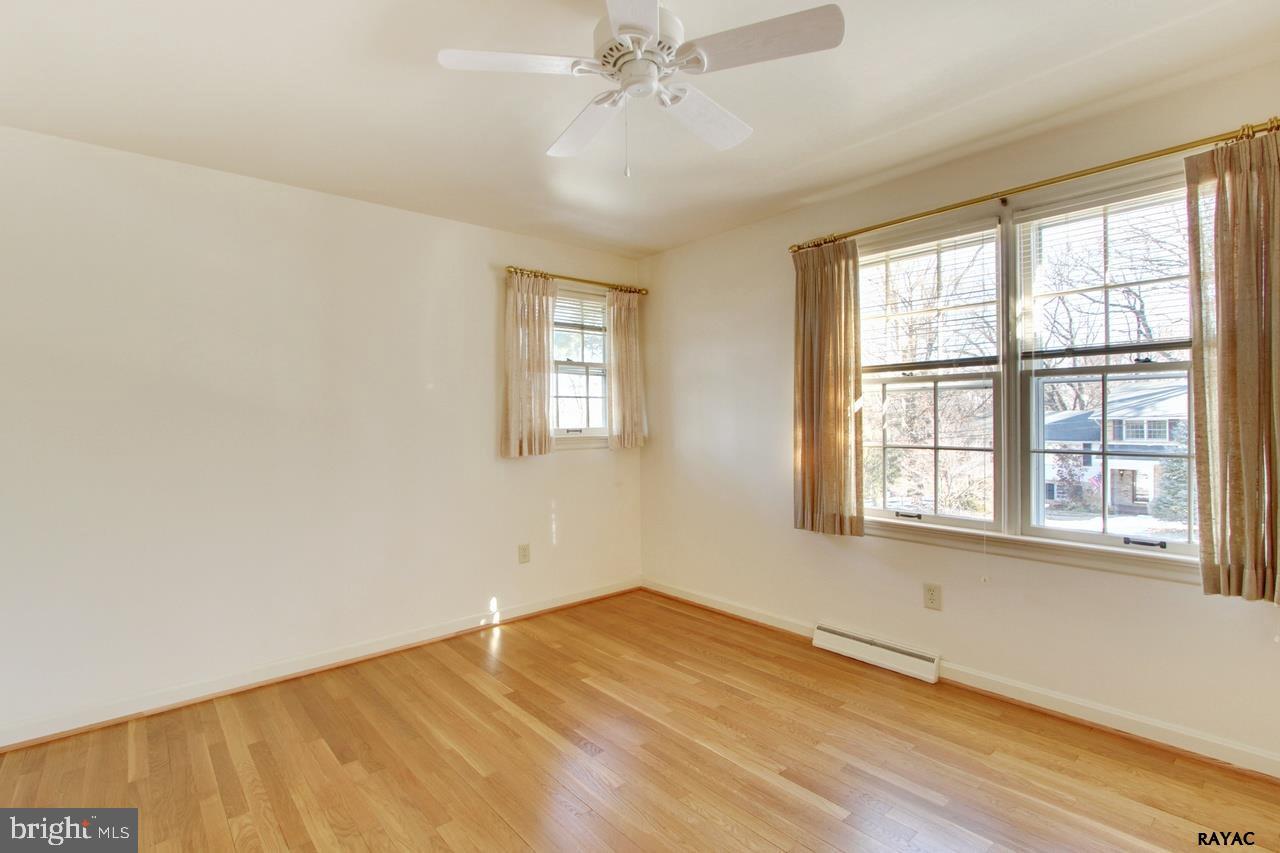1484 Bee Tree Road York, PA 17403 - Photo 16 of 26 Gallery Image 16