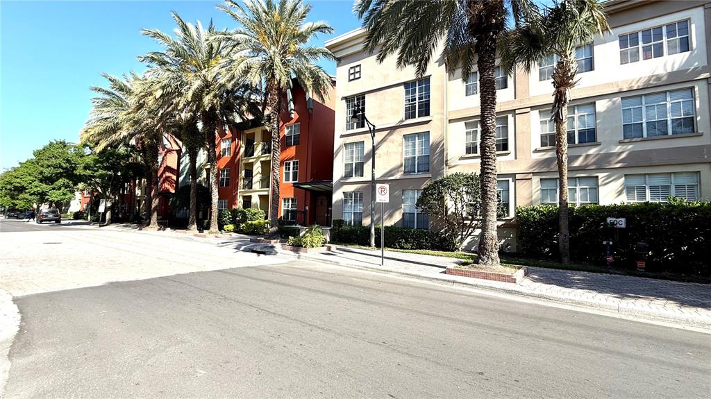 2320 West Azeele St Unit 317  