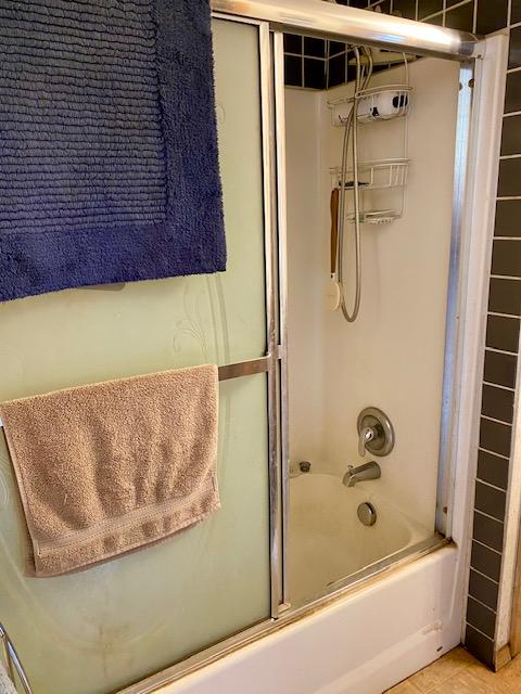 54920 Huntington Road Bend, OR 97707 - Photo 12 of 32 Shower