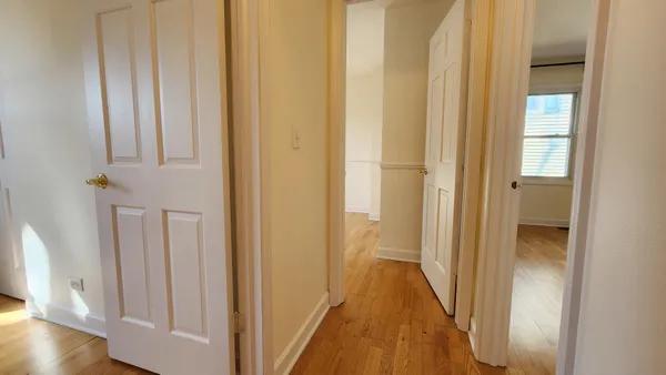 $3,100 | 5 Castlegate Court, Vernon Hills, IL 60061