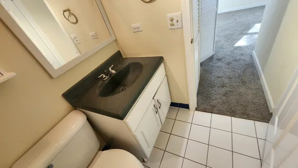 $3,100 | 5 Castlegate Court, Vernon Hills, IL 60061