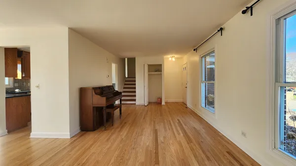 $3,100 | 5 Castlegate Court, Vernon Hills, IL 60061