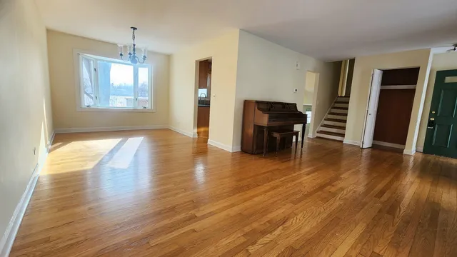 $3,200 | 5 Castlegate Court, Vernon Hills, IL 60061