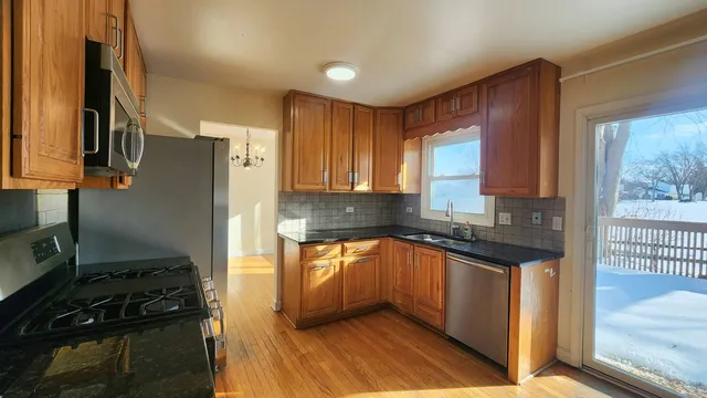 $3,200 | 5 Castlegate Court, Vernon Hills, IL 60061