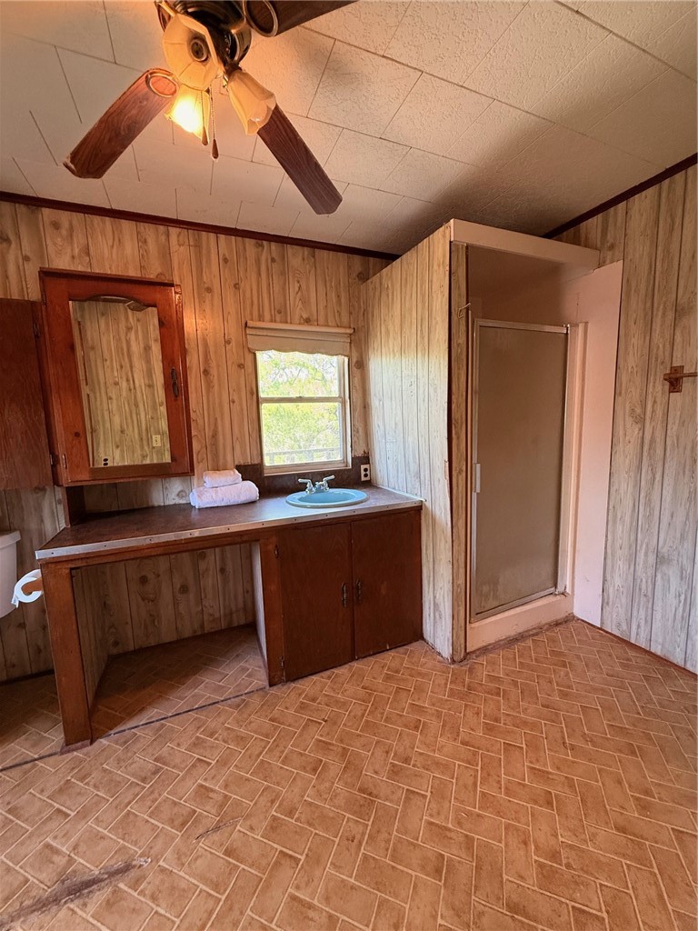 343 Stephens Loop Lake City, TX 78368 - Photo 14 of 21