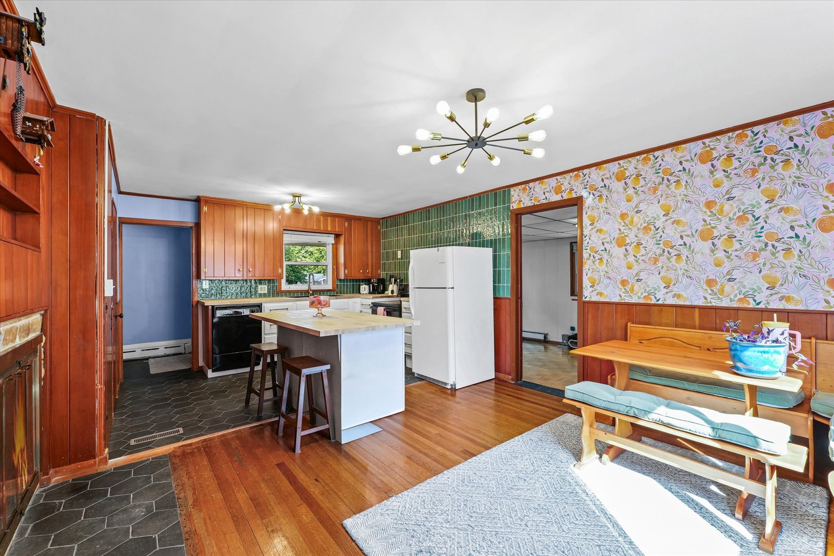 1607 Chevy Chase Drive Champaign, IL 61821 - Photo 13 of 35