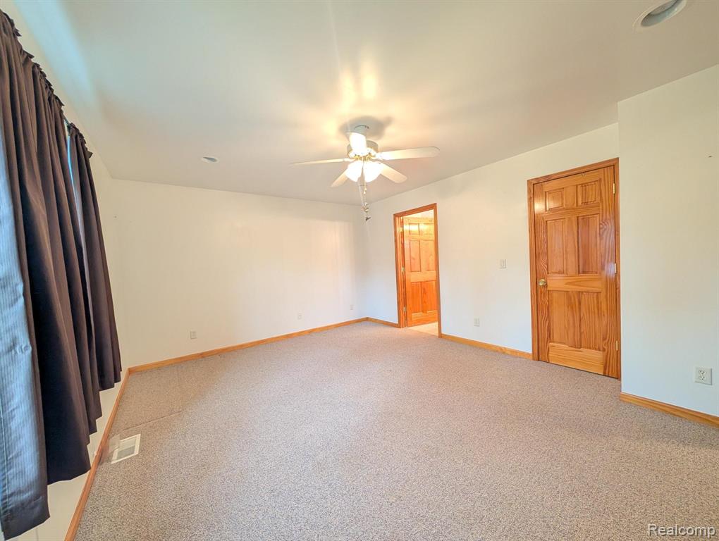 6185 North Vassar Road Flint, MI 48506 - Photo 16 of 34 Gallery Image 16
