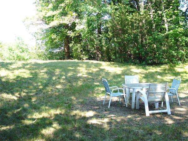 8 Wayne Road Peabody, MA 01960 - Photo 14 of 15 Gallery Image 14