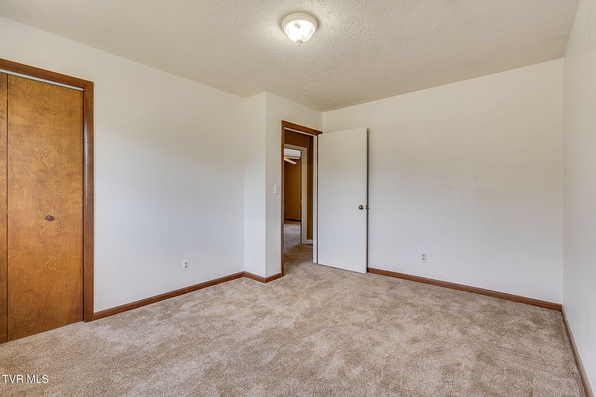 193 Light Drive Dryden, VA 24243 - Photo 20 of 43 017