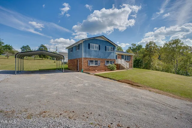 $249,900 | 193 Light Drive, Dryden, VA 24243