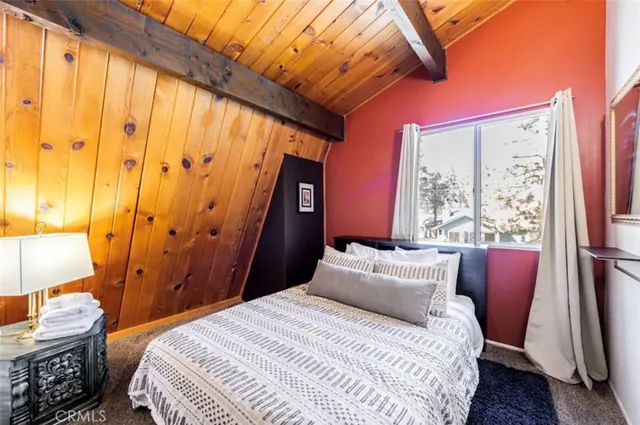 $2,575 | 404 West Mojave Boulevard, Big Bear City, CA 92314