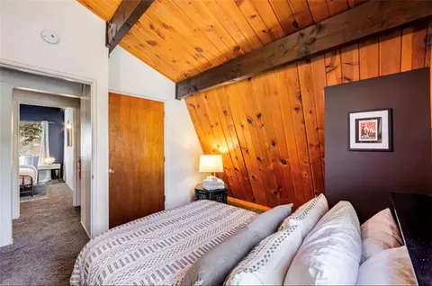 $2,575 | 404 West Mojave Boulevard, Big Bear City, CA 92314