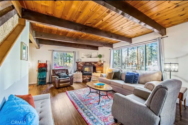 $2,575 | 404 West Mojave Boulevard, Big Bear City, CA 92314