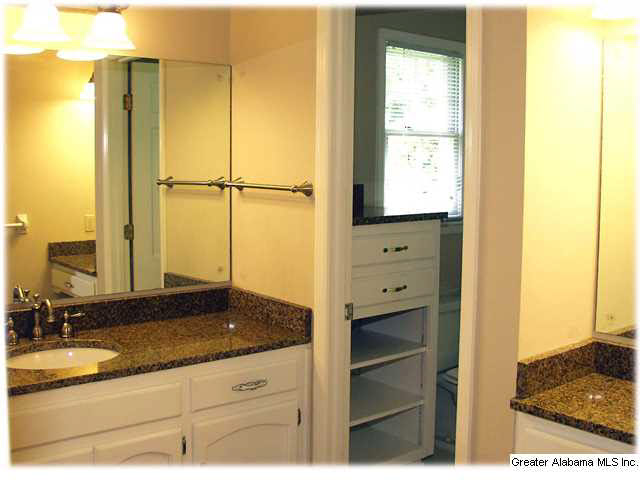 1608 Shades Crest Road Birmingham, AL 35226 - Photo 12 of 30