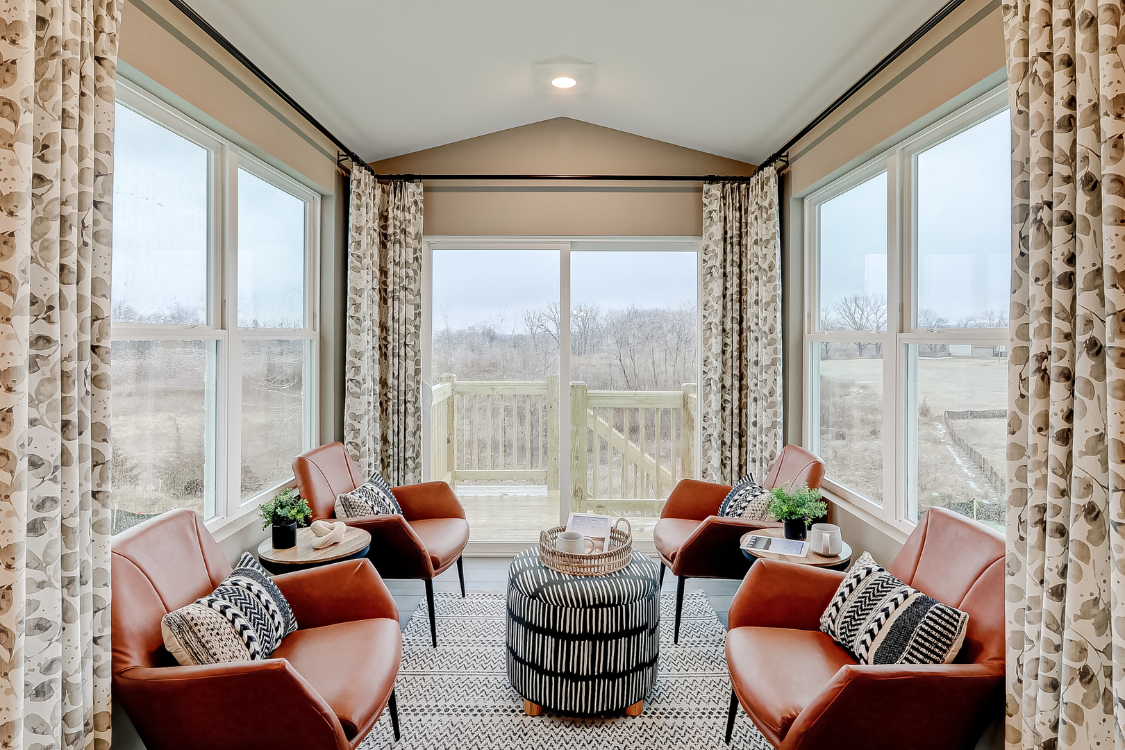 720 Cloverleaf Drive Marengo, IL 60152 - Photo 17 of 33 a living room with furniture and a large window