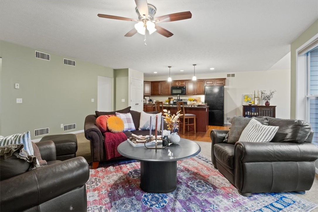 28 Brongo Lane Gates, NY 14559 - Photo 9 of 44